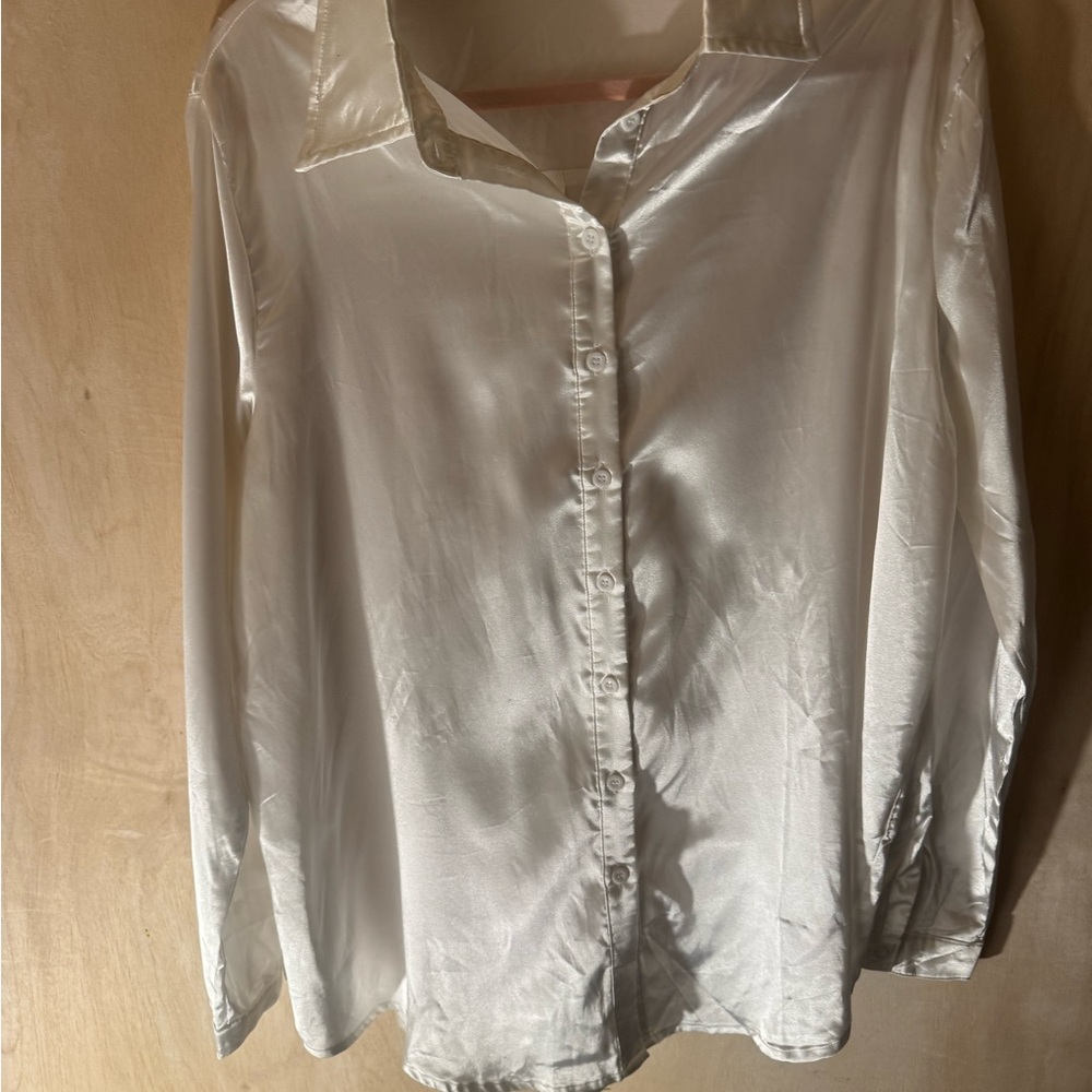 PrettyLittleThing White Button Down Shirt with Notched Collar. 95% polyester 5%